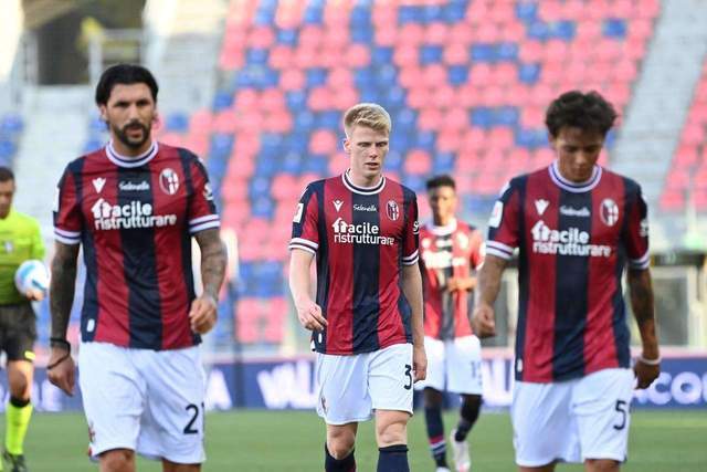 詹皇:湖人不进季后赛因天灾人祸